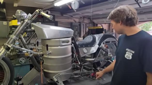  Bενζίνη τέλος!Η πρώτη μοτοσυκλέτα που κινείται με μπύρα (+video) 